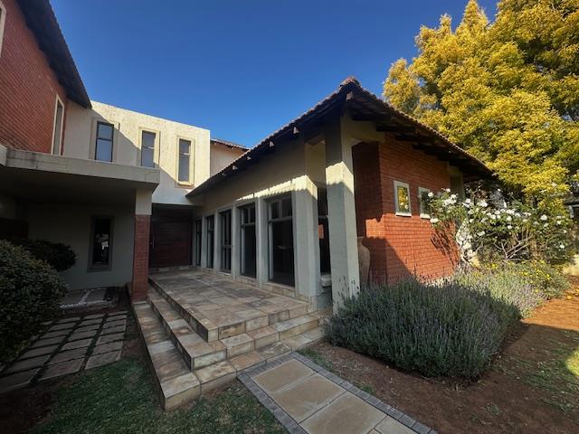 4 Bedroom Property for Sale in Woodland Hills Free State